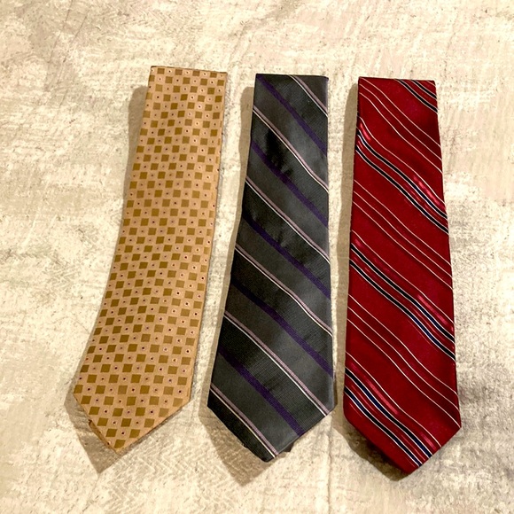 Bundle of 3 Ties